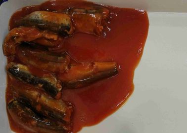 Законсервированные рыбы сардины в томатном соусе в олов