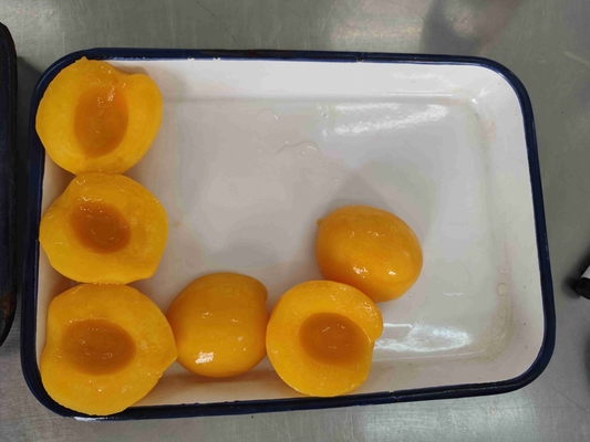 Законсервированные комнатной температурой желтые персики плодов от Китая