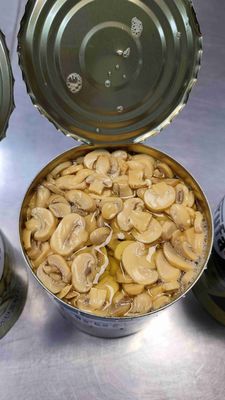 Соленым законсервированный вкусом кусок гриба Champignon